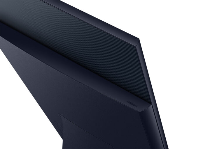 smart-man-hinh-xoay-the-sero-qled-samsung-4k-43-inch-qa43ls05b14_6c28efc11c4448b5beb2b2d70b2aaa23.jpg